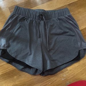 Avia gym shorts size small